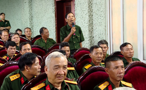 Thường trực Hội CCB tỉnh đối thoại với CCB huyện Kim Sơn