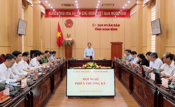 Hội nghị UBND tỉnh phi&ecirc;n thường kỳ th&aacute;ng 8/2024