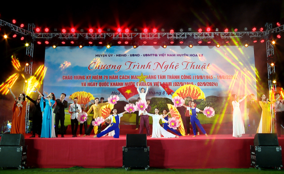 Hoa Lư tổ chức Chương tr&igrave;nh nghệ thuật ch&agrave;o mừng kỷ niệm 79 năm C&aacute;ch mạng Th&aacute;ng T&aacute;m v&agrave; Quốc kh&aacute;nh 2/9