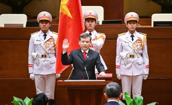 Đồng ch&iacute; L&ecirc; Minh Tr&iacute; được Quốc hội bầu giữ chức vụ Ch&aacute;nh &aacute;n T&ograve;a &aacute;n nh&acirc;n d&acirc;n tối cao