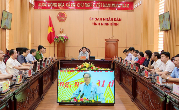 Hội nghị trực tuyến to&agrave;n quốc chuy&ecirc;n đề n&acirc;ng cao hiệu quả cung cấp v&agrave; sử dụng dịch vụ c&ocirc;ng trực tuyến