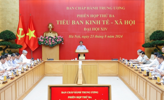 Thủ tướng Phạm Minh Ch&iacute;nh chủ tr&igrave; họp Tiểu Ban kinh tế - x&atilde; hội Đại hội XIV của Đảng