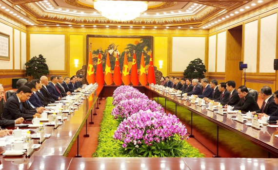 Tổng B&iacute; thư, Chủ tịch nước T&ocirc; L&acirc;m hội đ&agrave;m với Tổng B&iacute; thư, Chủ tịch Trung Quốc Tập Cận B&igrave;nh