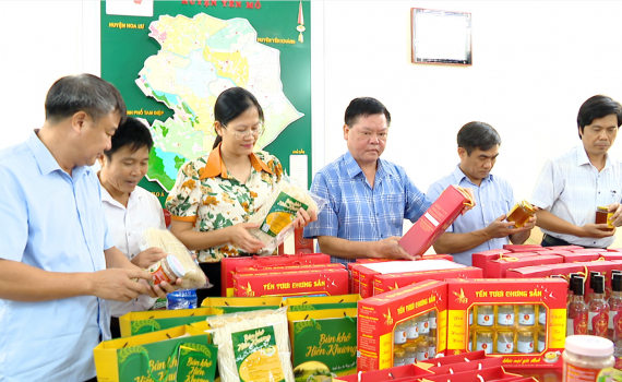 Y&ecirc;n M&ocirc; đ&aacute;nh gi&aacute;, ph&acirc;n hạng sản phẩm OCOP năm 2024