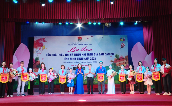 Li&ecirc;n hoan c&aacute;c nh&agrave; thiếu nhi v&agrave; thiếu nhi tr&ecirc;n địa b&agrave;n d&acirc;n cư năm 2024