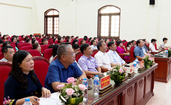 Ng&agrave;nh Gi&aacute;o dục th&agrave;nh phố Ninh B&igrave;nh triển khai nhiệm vụ năm học 2024 - 2025