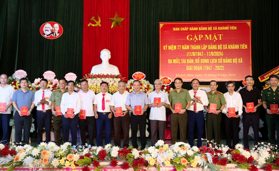  Đảng bộ x&atilde; Kh&aacute;nh Ti&ecirc;n kỷ niệm 77 năm ng&agrave;y th&agrave;nh lập