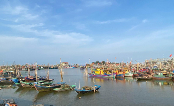 Chủ tịch UBND tỉnh Ninh B&igrave;nh y&ecirc;u cầu tập trung ứng ph&oacute; với b&atilde;o số 5 (b&atilde;o Kajiki)