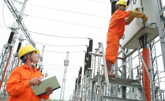 Nắng n&oacute;ng từ 11-16/8: Chủ động c&aacute;c giải ph&aacute;p bảo đảm cung ứng điện
