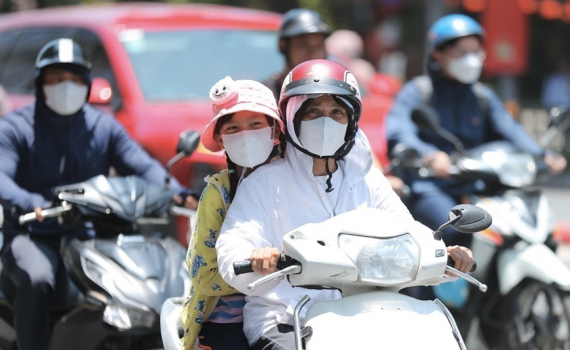 Thời tiết h&ocirc;m nay (16-8): Nắng n&oacute;ng tiếp diễn