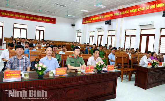 Phường T&acirc;y Hoa Lư triển khai m&ocirc; h&igrave;nh &ldquo;Tổ d&acirc;n phố an to&agrave;n tr&ecirc;n kh&ocirc;ng gian mạng&rdquo;