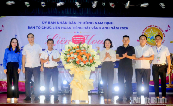 Li&ecirc;n hoan Tiếng h&aacute;t V&agrave;ng Anh phường Nam Định năm 2026