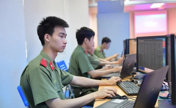 Ch&iacute;nh s&aacute;ch đ&atilde;i ngộ, thu h&uacute;t nh&acirc;n t&agrave;i trong lực lượng chuy&ecirc;n tr&aacute;ch bảo vệ an ninh mạng