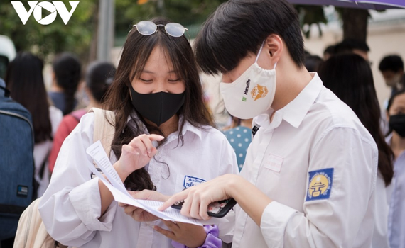 Bộ trưởng Ph&ugrave;ng Xu&acirc;n Nhạ: Kỳ thi tốt nghiệp THPT 2021 sẽ giữ ổn định như năm nay