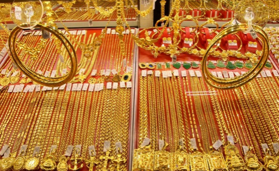 Gi&aacute; v&agrave;ng đồng loạt tăng