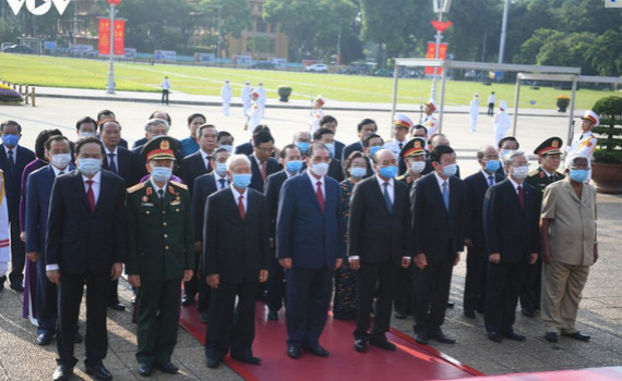 L&atilde;nh đạo Đảng, Nh&agrave; nước v&agrave;o Lăng viếng Chủ tịch Hồ Ch&iacute; Minh