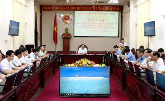 Triển khai hoạt động Trung t&acirc;m phục vụ h&agrave;nh ch&iacute;nh c&ocirc;ng tỉnh Ninh B&igrave;nh