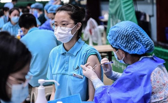 Trung Quốc sắp ra mắt vaccine ngừa Covid-19 với cả ba biến thể Delta, Gamma v&agrave; Mu