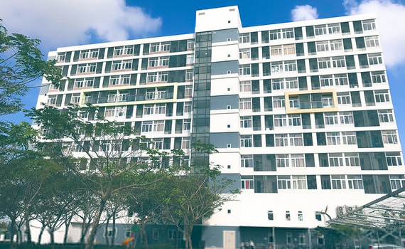 Trẻ em mồ c&ocirc;i cha mẹ v&igrave; Covid-19 sớm được học tại trường nội tr&uacute;