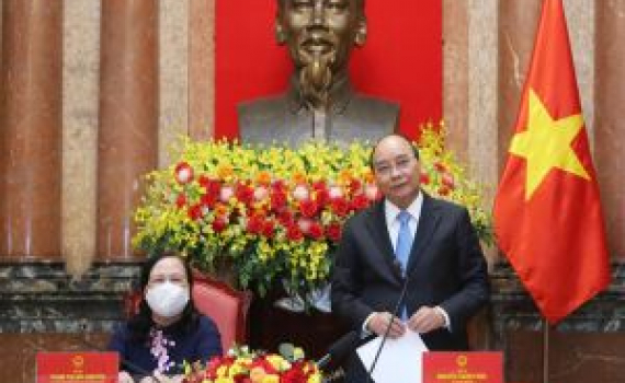 Người cao tuổi l&agrave; vốn qu&yacute; của d&acirc;n tộc