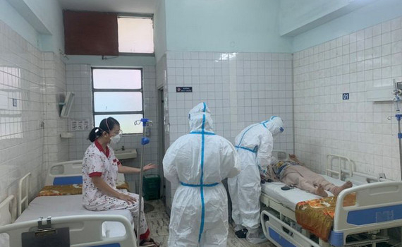 Điều trị &lsquo;hậu COVID-19&rsquo;: Kết hợp Đ&ocirc;ng y v&agrave; T&acirc;y y để phục hồi to&agrave;n diện