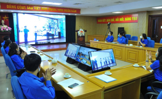 Ph&aacute;t động trực tuyến c&aacute;c hoạt động kỷ niệm 60 năm ng&agrave;y mở đường Hồ Ch&iacute; Minh tr&ecirc;n biển