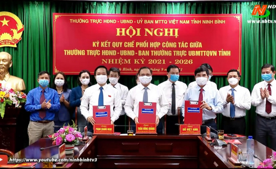 Thường trực HĐND tỉnh k&yacute; kết quy chế phối hợp hoạt động