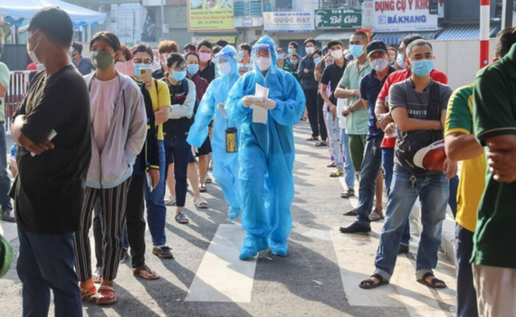 Bộ Y tế đề nghị H&agrave; Nội, TP Hồ Ch&iacute; Minh v&agrave; 21 tỉnh, th&agrave;nh thần tốc x&eacute;t nghiệm COVID-19