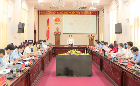 UBND tỉnh họp phi&ecirc;n thường kỳ th&aacute;ng 9/2021