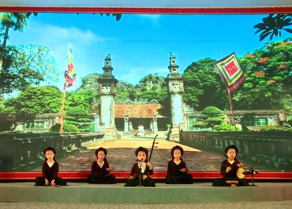 Độc đáo các làn điệu Xẩm tại Liên hoan hát Xẩm Ninh Bình mở rộng năm 2022