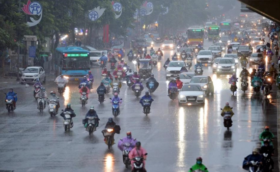 Thời tiết ng&agrave;y 4-9: Bắc Bộ c&oacute; mưa r&agrave;o v&agrave; d&ocirc;ng