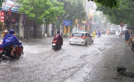 Thời tiết ng&agrave;y 21-9: Khu vực Bắc Bộ c&oacute; mưa r&agrave;o v&agrave; d&ocirc;ng