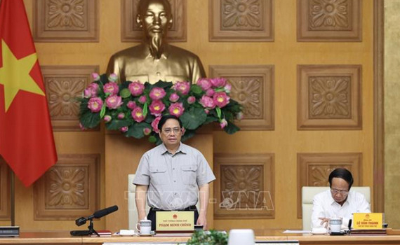 Thủ tướng Ch&iacute;nh phủ Phạm Minh Ch&iacute;nh chủ tr&igrave; họp khẩn về ph&ograve;ng, chống b&atilde;o số 4