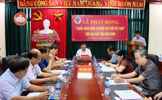 Ban Đại diện Hội Người cao tuổi Ninh B&igrave;nh tổ chức Lễ ph&aacute;t động &ldquo;Th&aacute;ng h&agrave;nh động v&igrave; người cao tuổi Việt Nam&rdquo;