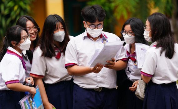 Hơn 400.000 th&iacute; sinh tr&uacute;ng tuyển đại học bằng phương thức x&eacute;t tuyển sớm