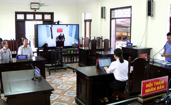 8 năm 6 th&aacute;ng t&ugrave; cho h&agrave;nh vi mua b&aacute;n tr&aacute;i ph&eacute;p chất ma t&uacute;y