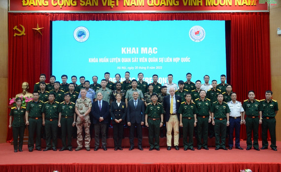 Khai mạc kh&oacute;a huấn luyện quan s&aacute;t vi&ecirc;n qu&acirc;n sự Li&ecirc;n hợp quốc