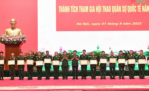 Bộ Quốc ph&ograve;ng tuy&ecirc;n dương th&agrave;nh t&iacute;ch c&aacute;c đội tuyển v&agrave; lực lượng tham gia Army Games 2022