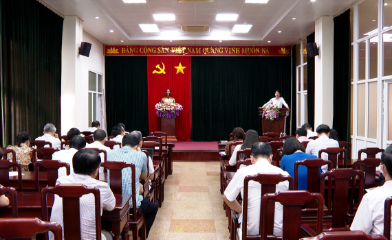 Hội nghị b&aacute;o c&aacute;o vi&ecirc;n Đảng ủy Khối Cơ quan v&agrave; Doanh nghiệp tỉnh