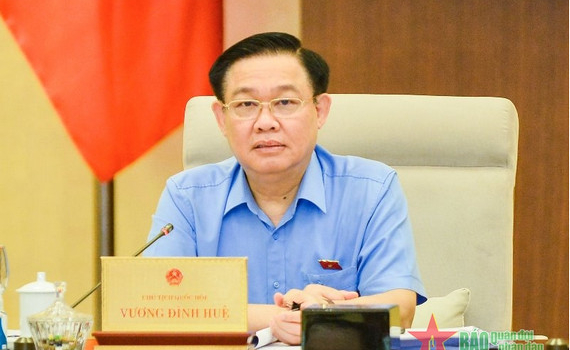 Gi&aacute;m s&aacute;t về đổi mới s&aacute;ch gi&aacute;o khoa: Bảo đảm thận trọng, kh&aacute;ch quan, khoa học