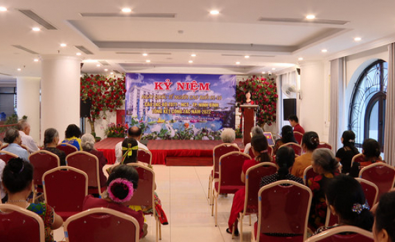 C&acirc;u lạc bộ Thể dục Thể thao Người cao tuổi th&agrave;nh phố Ninh B&igrave;nh kỷ niệm Ng&agrave;y Quốc tế Người cao tuổi