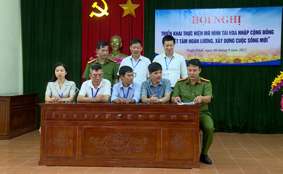 Triển khai m&ocirc; h&igrave;nh t&aacute;i ho&agrave; nhập cộng đồng tại x&atilde; Ninh Nhất