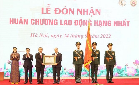 L&atilde;nh đạo Đảng, Nh&agrave; nước dự Lễ kỷ niệm 30 năm t&aacute;i lập Văn ph&ograve;ng Chủ tịch nước