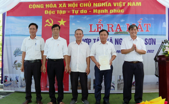 Lễ ra mắt HTX Ngao Kim Sơn