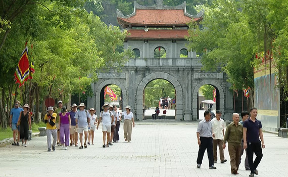 Du lịch Ninh B&igrave;nh phục hồi đ&agrave; tăng trưởng mạnh mẽ