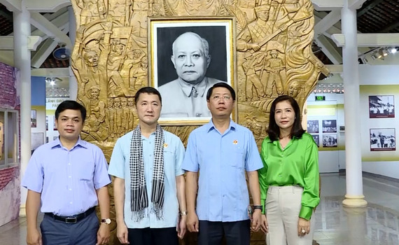 Đo&agrave;n c&ocirc;ng t&aacute;c của tỉnh Ninh B&igrave;nh khảo s&aacute;t điểm đến du lịch hai tỉnh Ki&ecirc;n Giang, An Giang
