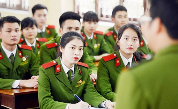 C&aacute;c trường c&ocirc;ng an tuyển hơn 1.300 chỉ ti&ecirc;u văn bằng 2