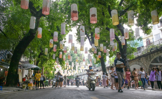 Thời tiết h&ocirc;m nay (30-9): Ba miền đều nắng r&aacute;o