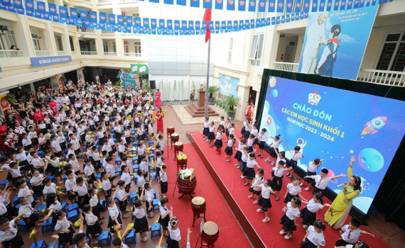 22 triệu học sinh cả nước tưng bừng bước v&agrave;o năm học mới