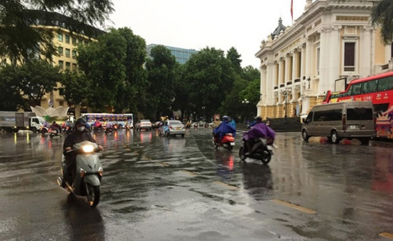 Thời tiết h&ocirc;m nay (12-9): Mưa to v&agrave; d&ocirc;ng ở nhiều tỉnh, th&agrave;nh trong cả nước